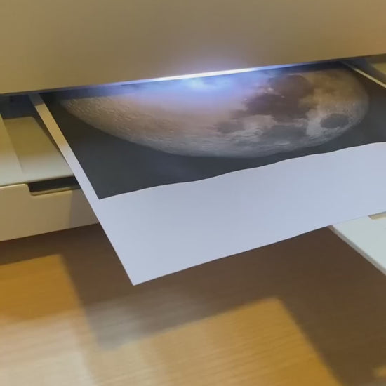 galaxy projector lamp for bedroom India

rotating galaxy star light projector

galaxy solar night lamp for home décor

LED star night projector lamp Zorrusso

room décor galaxy light for kids and couples